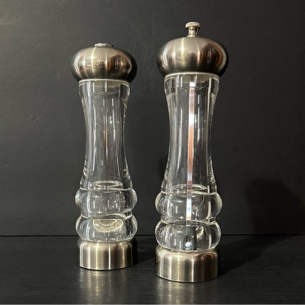 Retro Olde Thompson Acrylic Salt Shaker And Pepper Mill, 8 Inch, See Descript